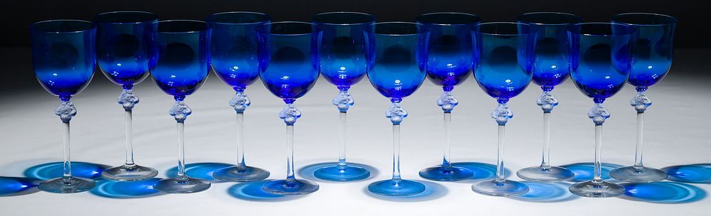 Lot 398: Lalique Crystal 'Roxane' Stemware Collection