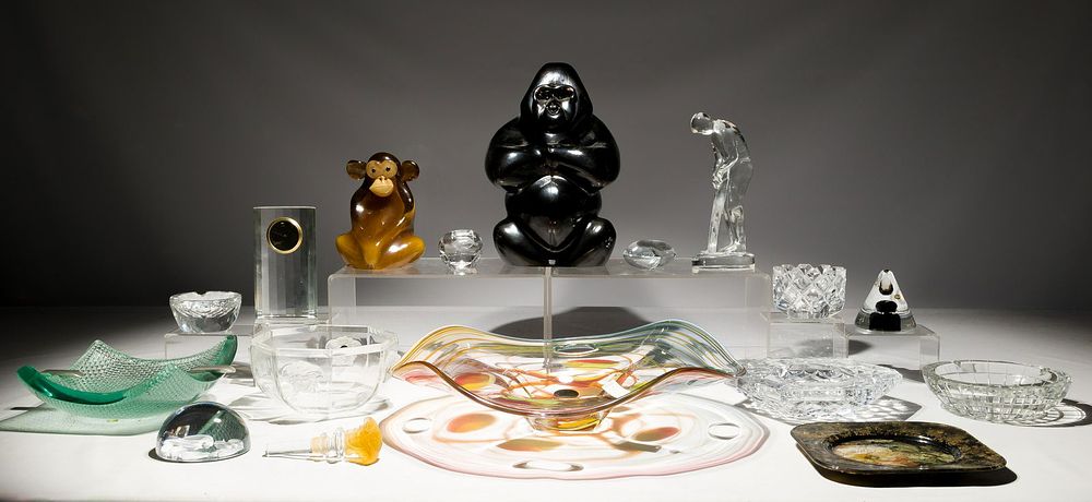 Lot 489: Crystal and Glass Assortment