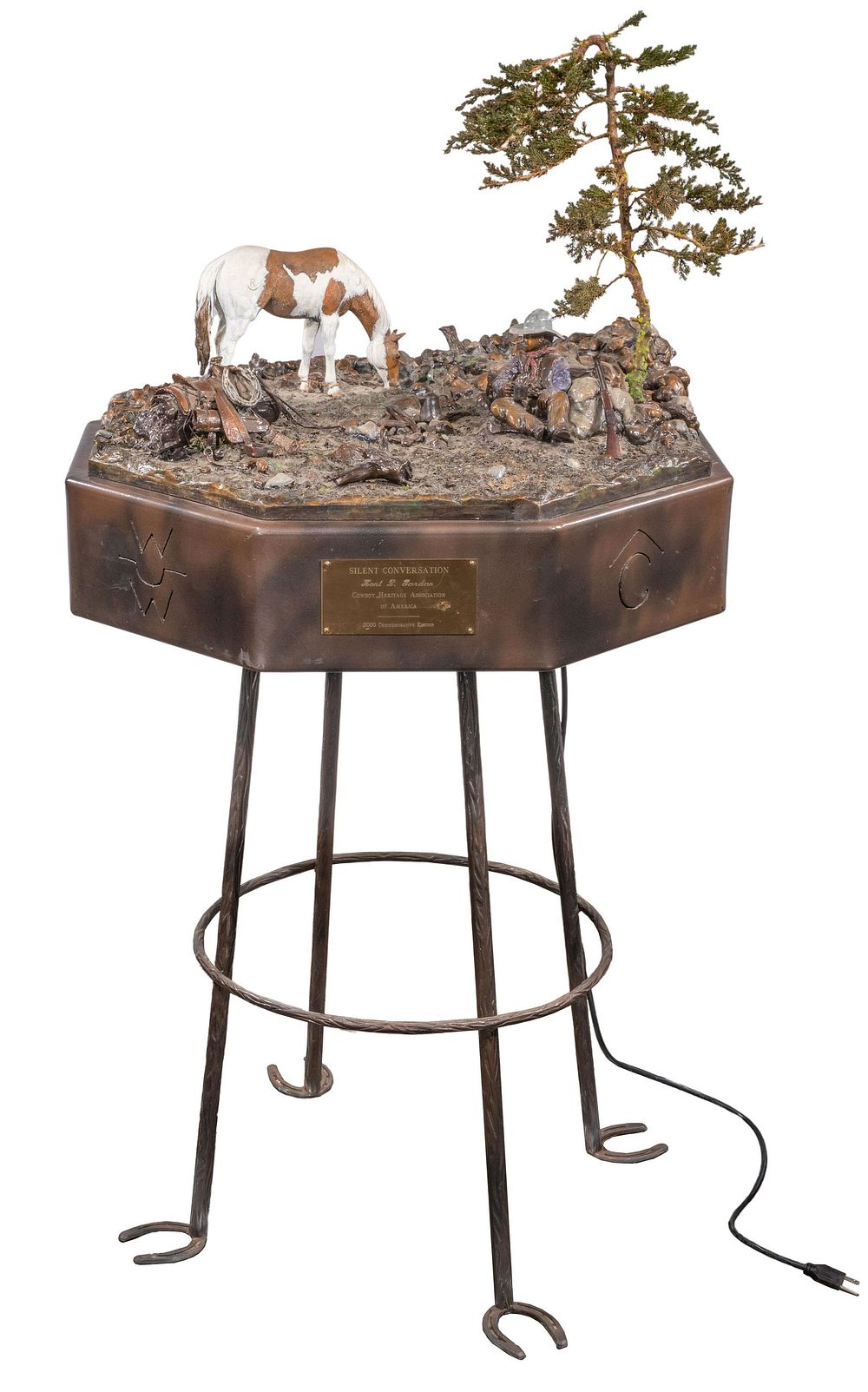 Lot 215: Kent L. Gordon (American, 20th Century) 'Silent Conversation' Bronze Sculpture