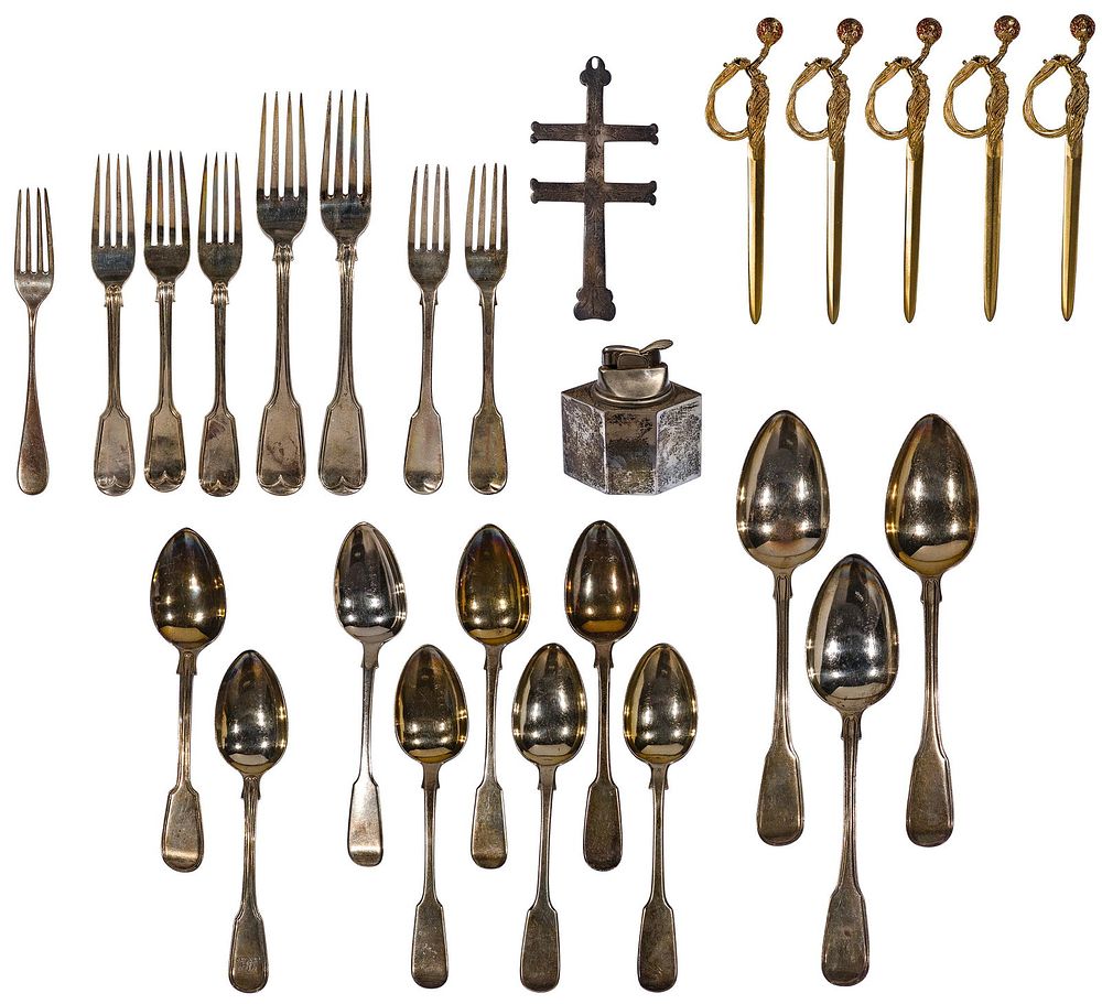 Lot 317: Sterling Silver Flatware Assortment