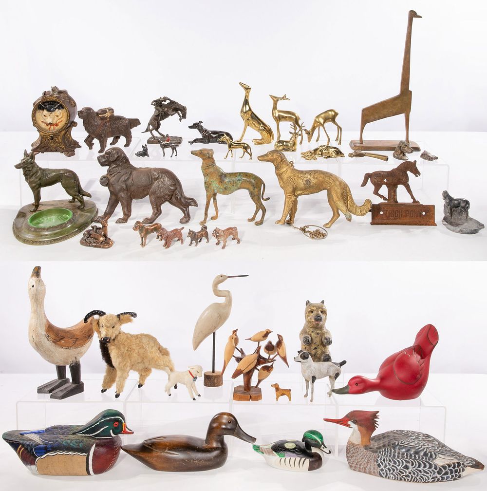 Lot 402: Decorative Animal Figurine Assortment