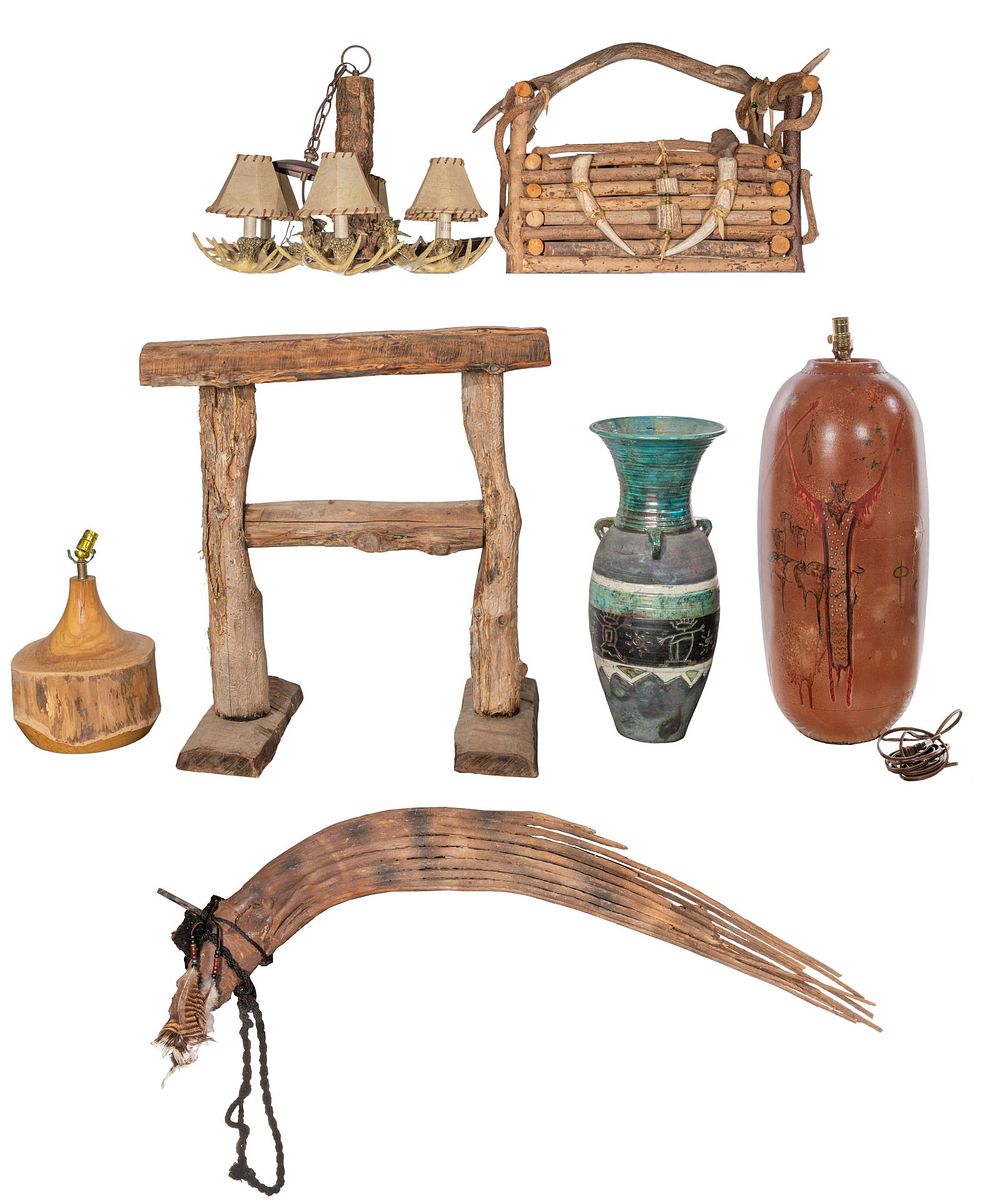 Lot 405: Decorative Object Assortment