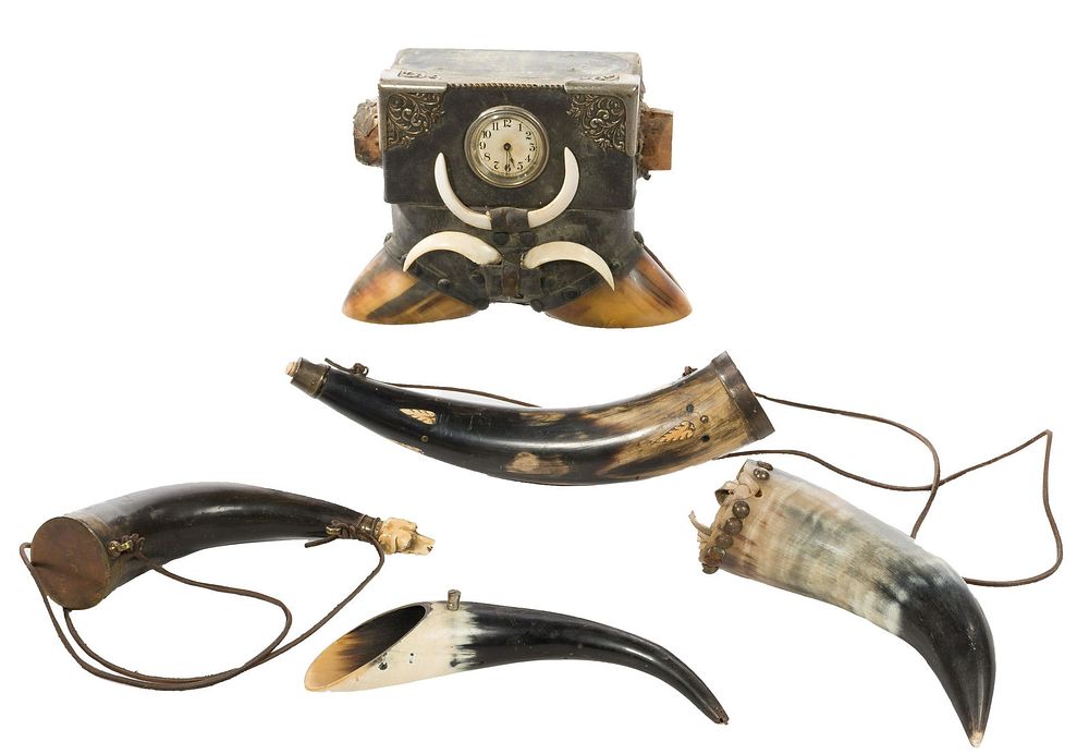 Lot 455: Carved Powder Horn Assortment