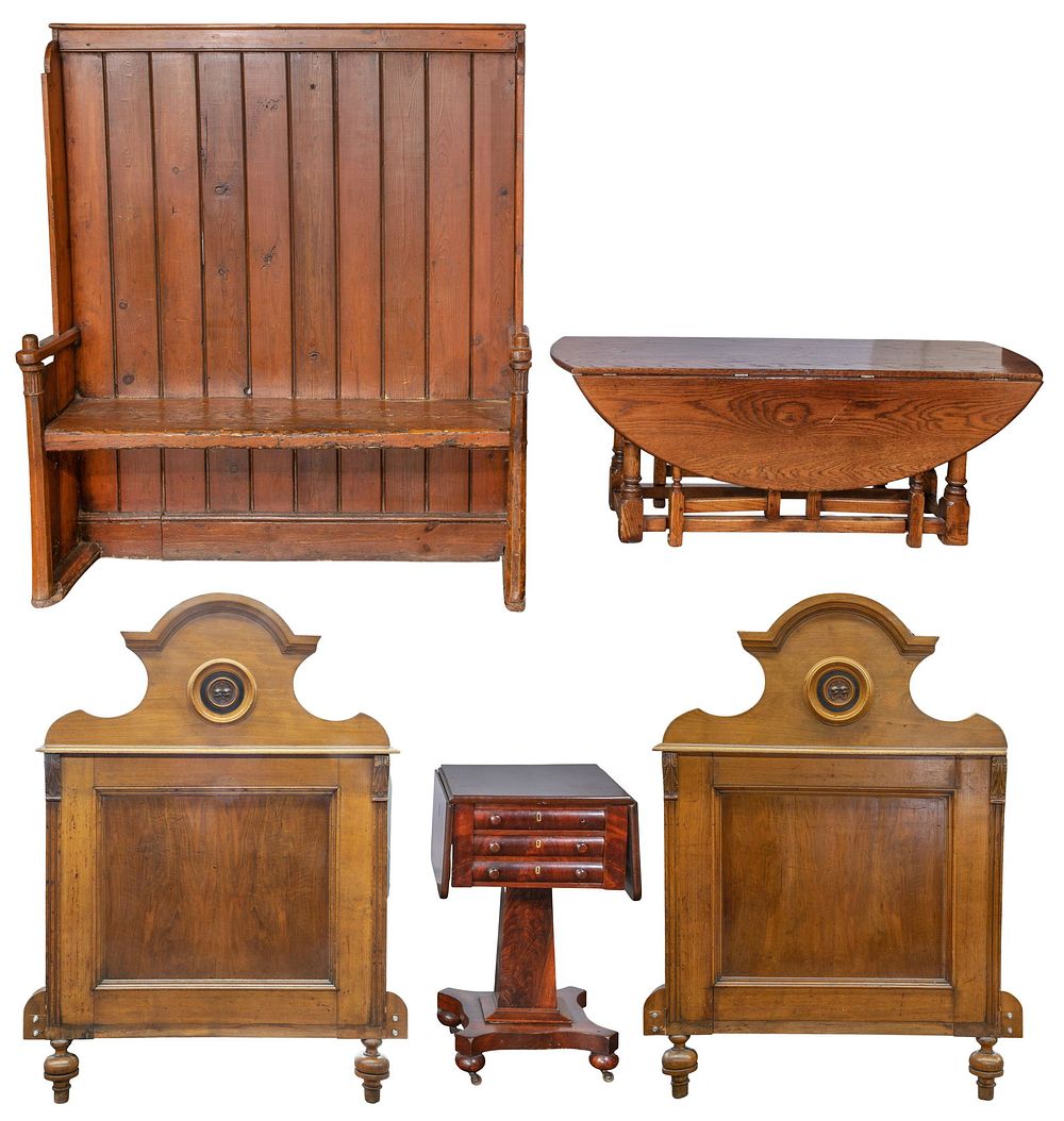 Lot 561: Furniture Assortment