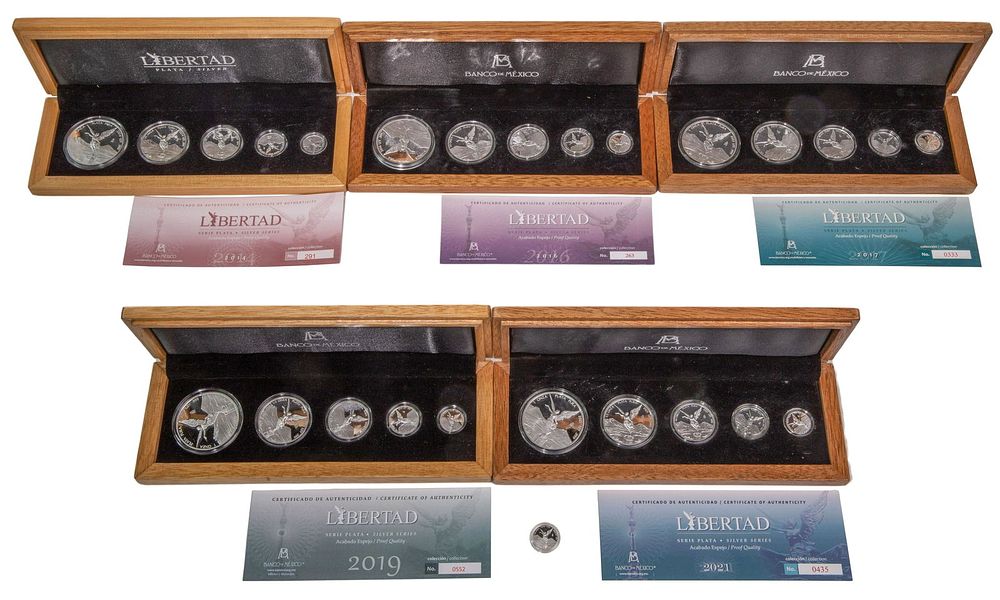 Lot 152: Mexico: Libertad Silver Proof Set Assortment