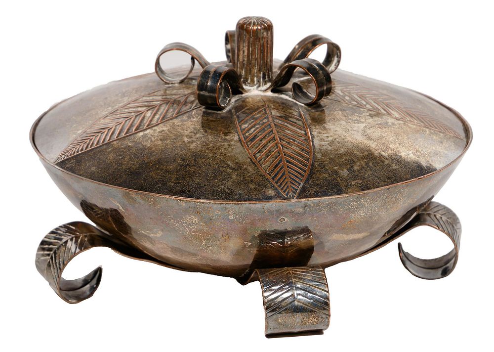 Lot 166: Peter Muller-Munk (German, 1904-1967) Silverplate Lidded Bowl