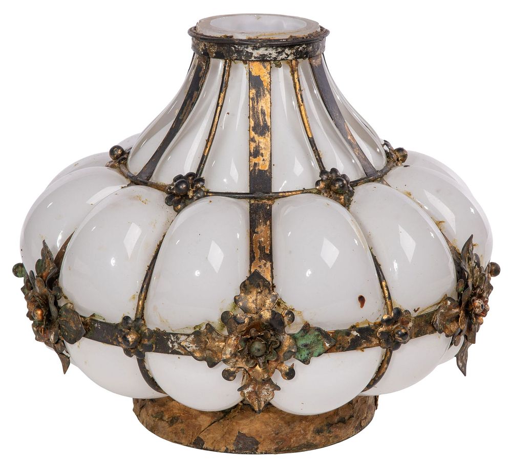 Lot 206: Italian Style Glass Lampshade