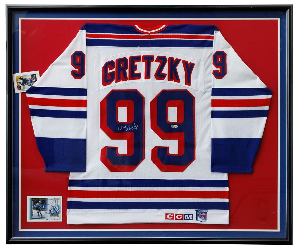 Lot 339: New York Rangers Wayne Gretzky Signed Jersey