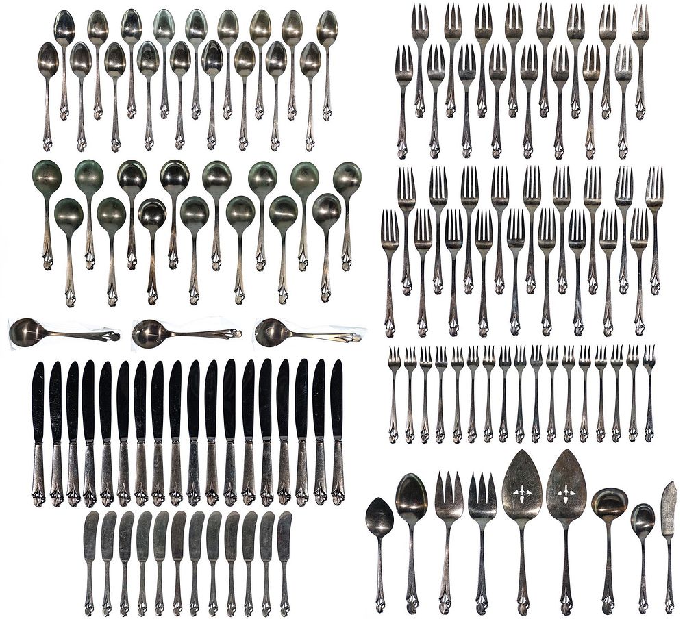 Lot 183: Frank Smith 'Woodlily' Sterling Silver Flatware Service