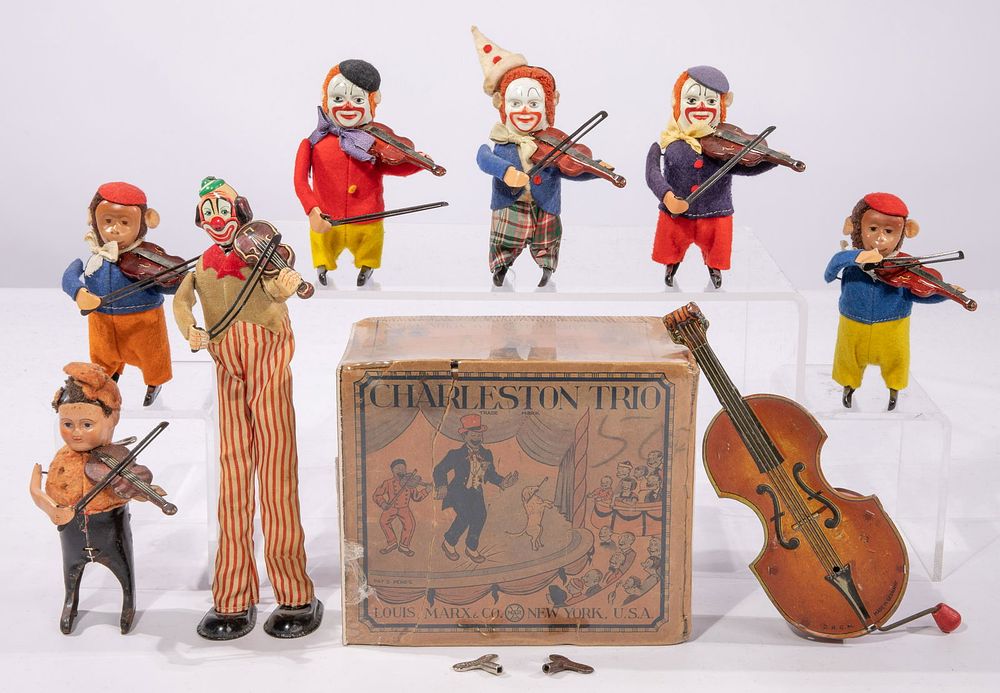 Lot 209: Schuco Tin Windup Violin Toy Assortment
