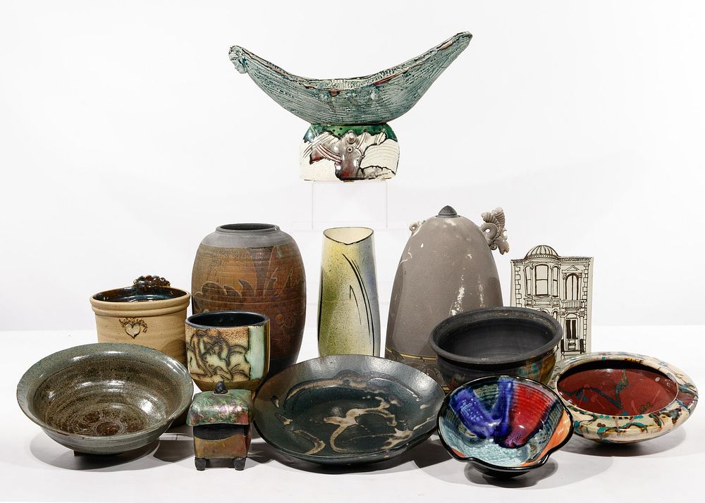 Lot 283: Decorative Pottery Assortment