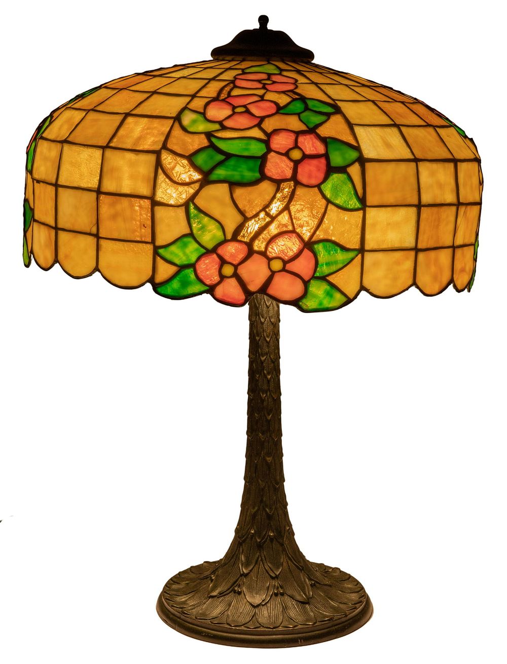 Lot 289: Art Nouveau Style Slag Glass Table Lamp