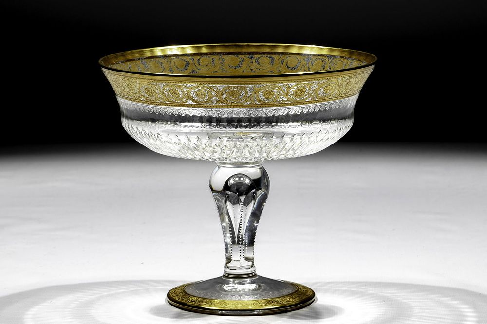 Lot 322: St. Louis 'Thistle' Compote