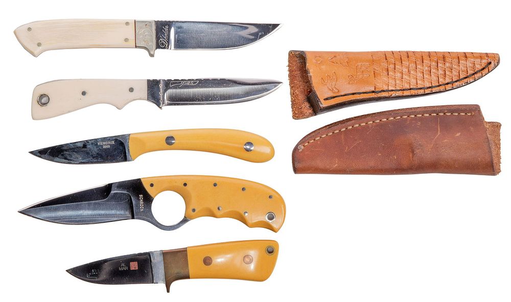 Lot 352: Fixed Blade Knife Assortment