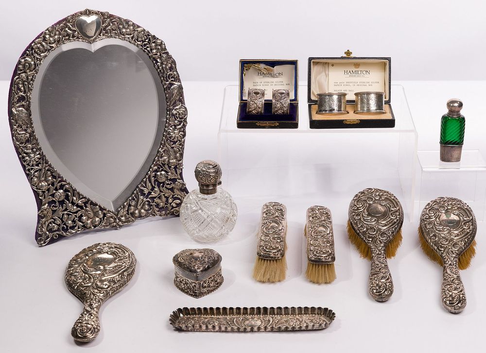 Lot 172: Sterling Silver Vanity and Napkin Ring Assortment