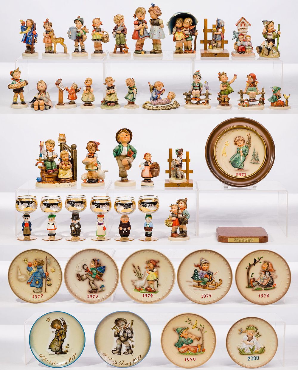 Lot 212: Hummel Figurine and Collector Plate Assortment