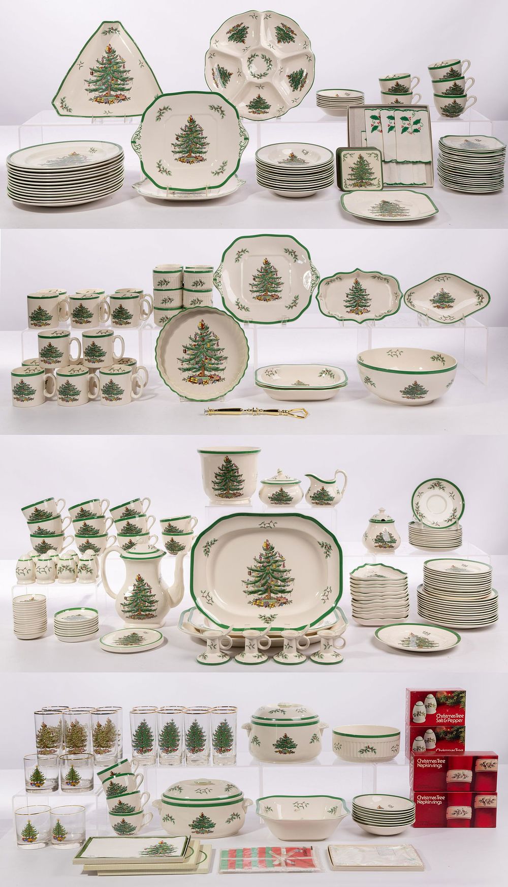Lot 249: Spode 'Christmas Tree' China Service
