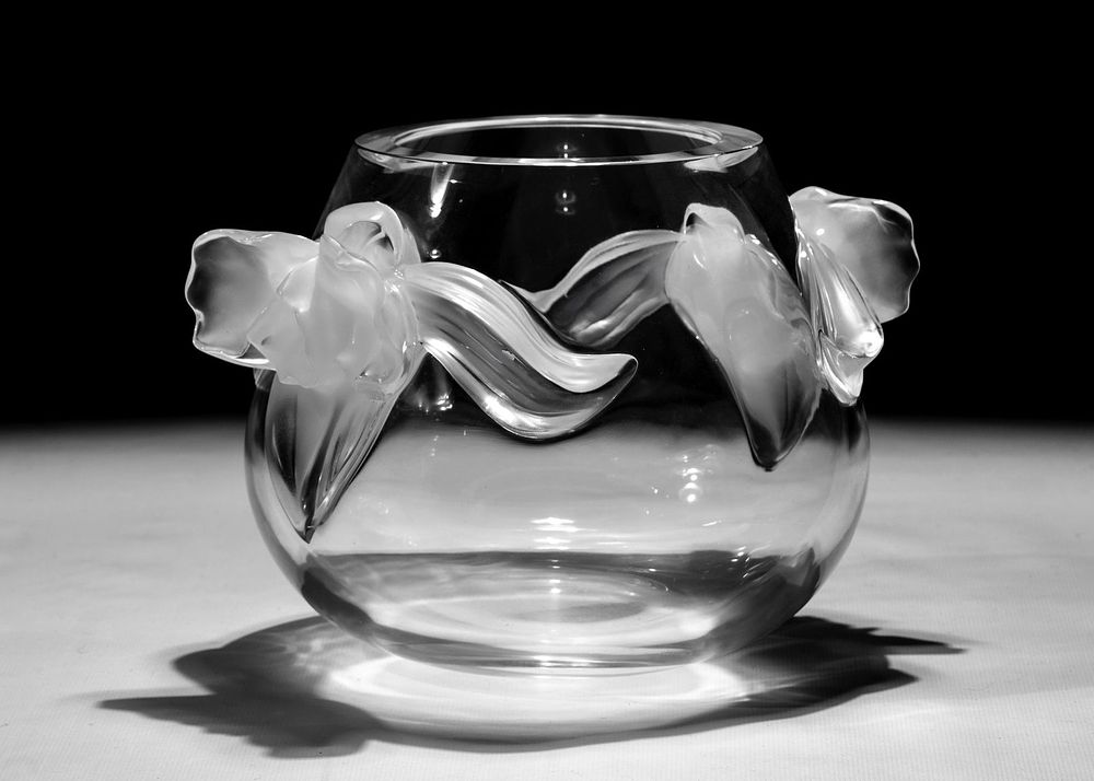 Lot 317: Lalique Crystal 'Orchidee' Vase