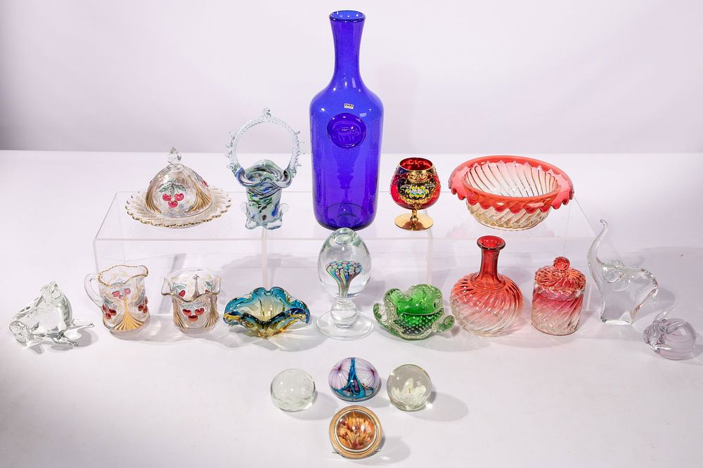 Lot 349: Glass Assortment