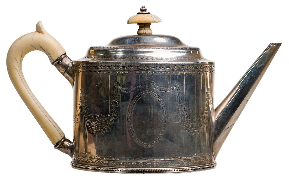Lot 200: Hester Bateman George II Sterling Silver Teapot
