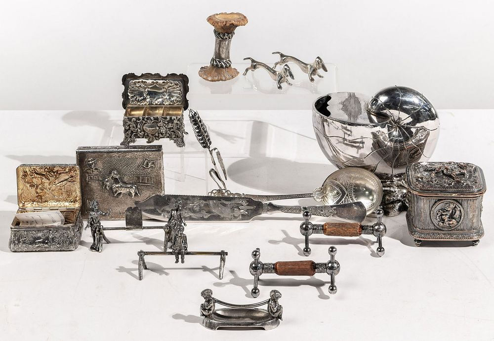 Lot 209: Sterling Silver and Silverplate Object Assortment