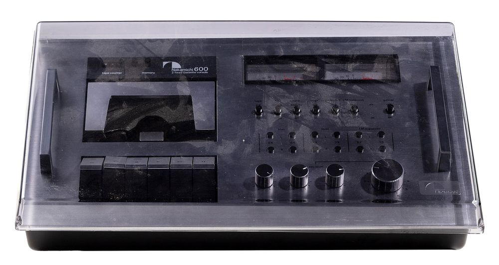 Lot 216: Nakamichi 600 2-Head Cassette Console