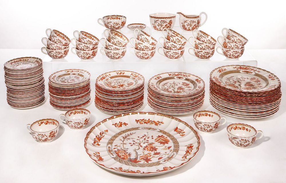 Lot 259: Copeland Spode 'India Tree' China Service