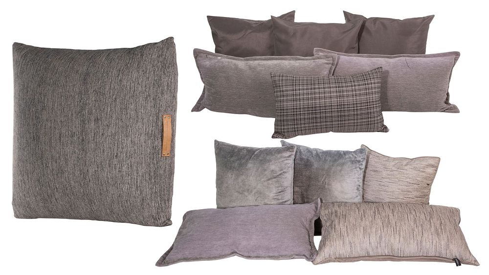 Lot 331: Designer Pillow Assortment