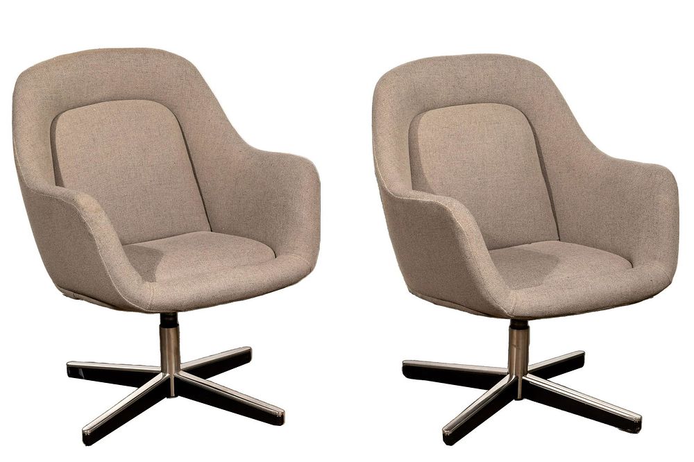 Lot 333: Max Pearson for Knoll Upholstered Chairs
