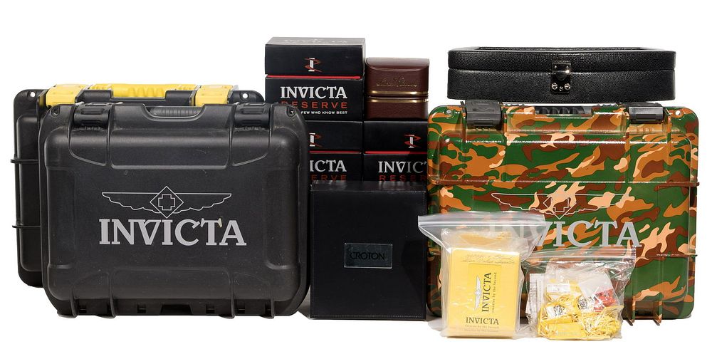 Lot 176: Wristwatch Storage and Retail Box Assortment