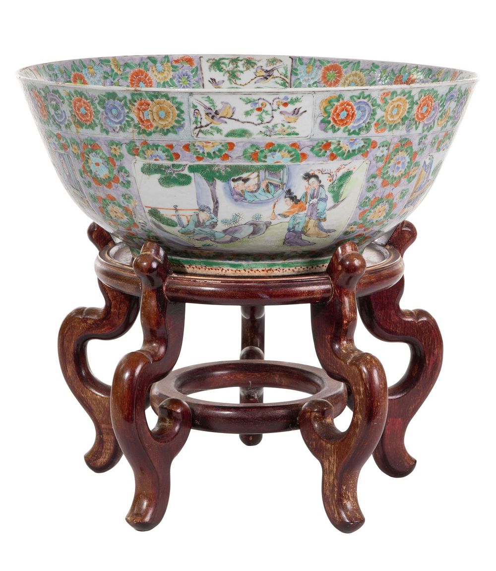 Lot 178: Chinese Famille Rose Bowl