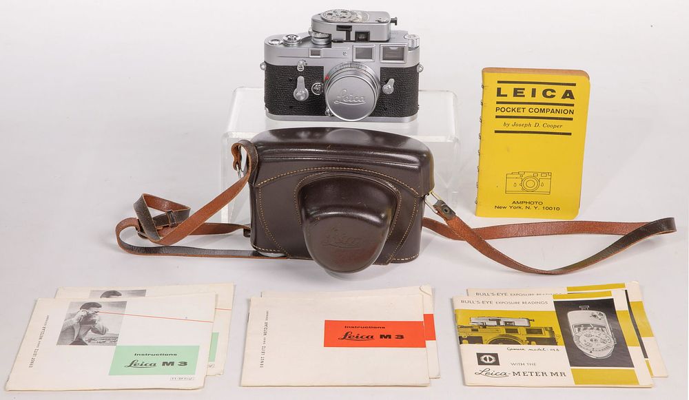 Lot 317: Leica M3 35mm Camera and Lens with Meter