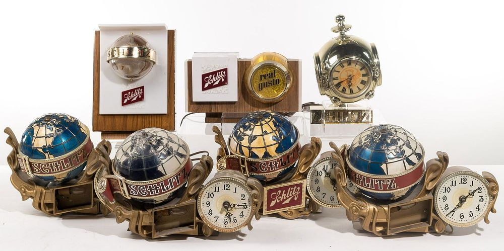 Lot 406: Schlitz Beer Back Bar Display Assortment