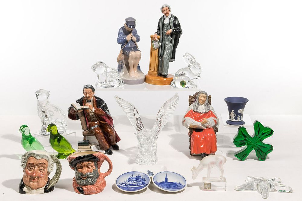 Lot 456: Porcelain and Glass Figurine Assortment