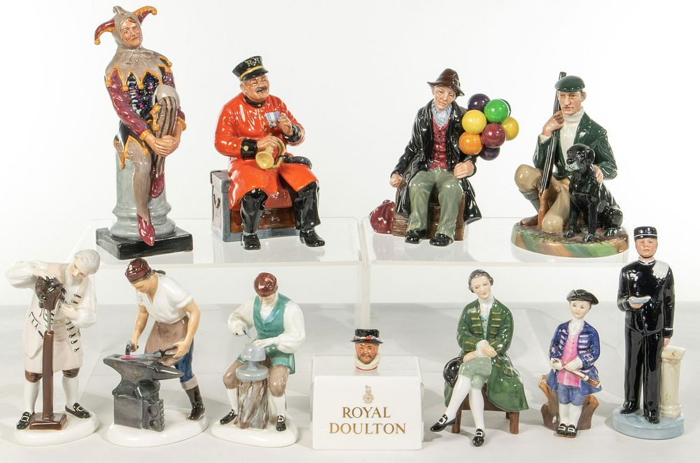 Lot 461: Royal Doulton Figurine Assortment