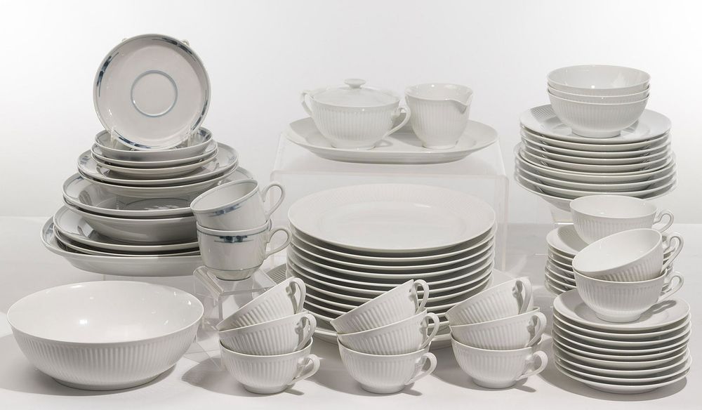 Lot 499: Royal Copenhagen 'Georgiana' and 'Gemina' Partial China Services