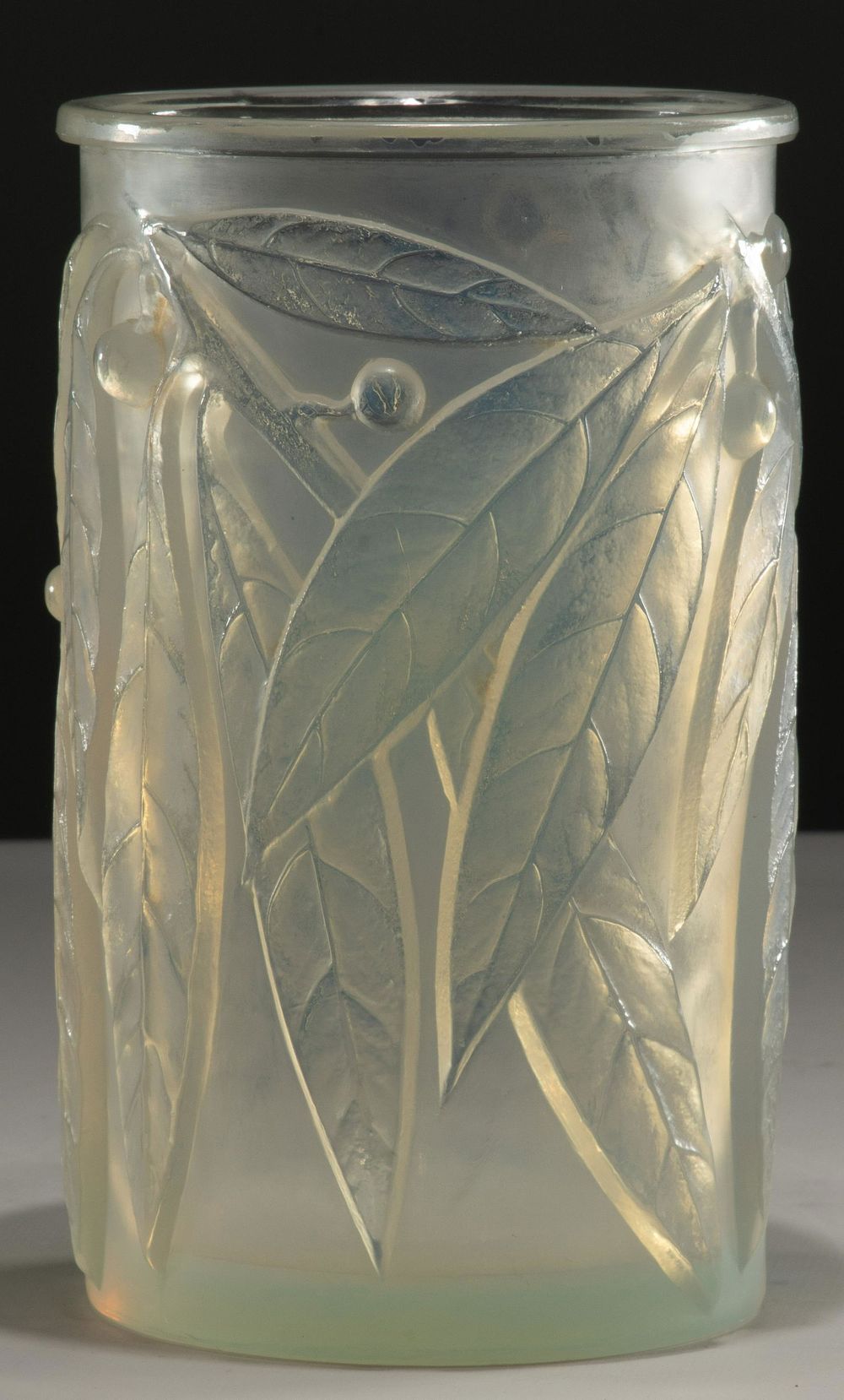 Lot 536: R. Lalique 'Laurier' Crystal Vase