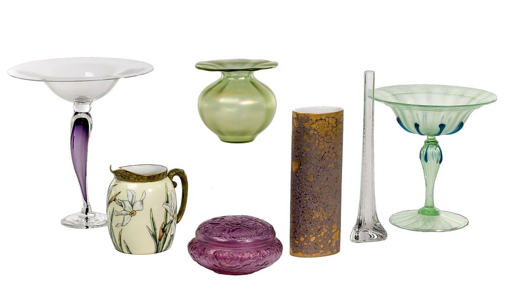 Lot 545: Glass and Porcelain Assortment