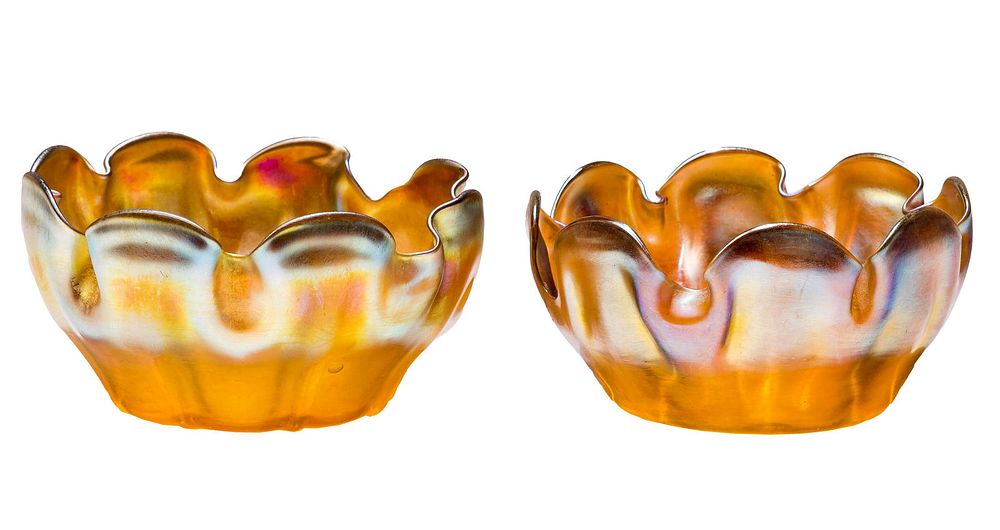 Lot 326: Louis Comfort Tiffany Finger Bowls