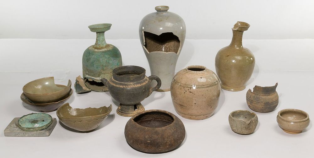 Lot 158: Korean Pottery and Metalware Assortment