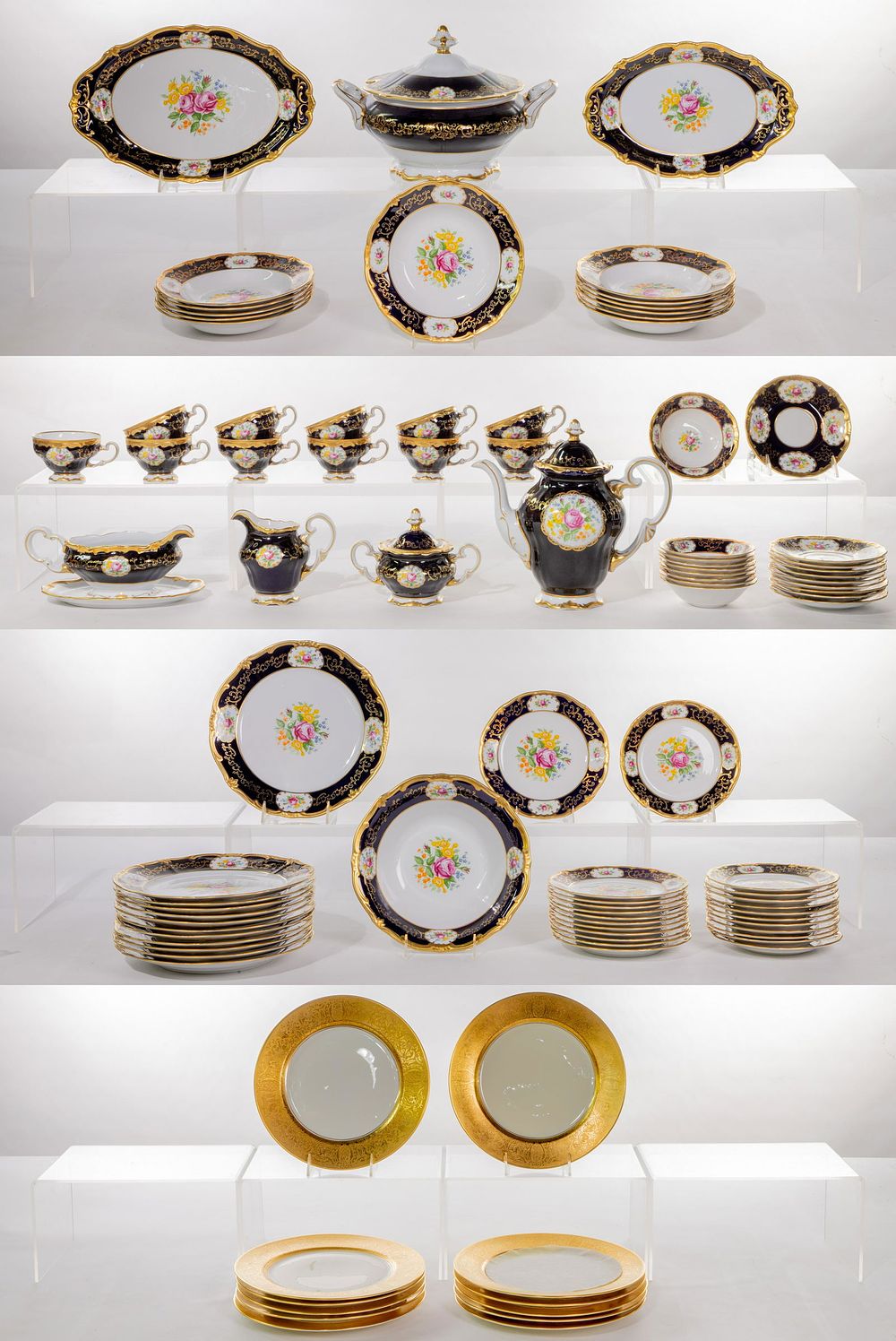 Lot 403: Weimar 'Cobalt' Porcelain Dinnerware