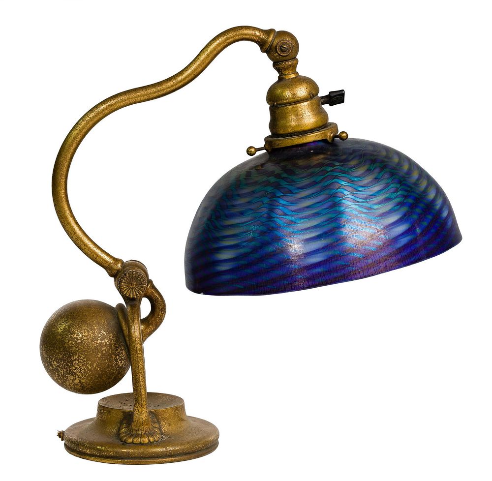 Lot 415: Tiffany Studios Counterbalance Desk Lamp