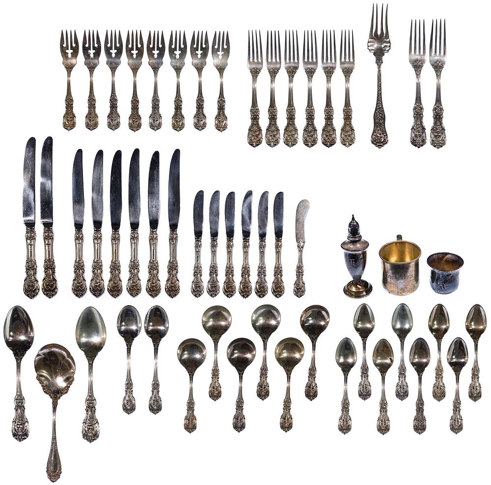 Lot 220: Reed & Barton 'Francis' Sterling Silver Flatware