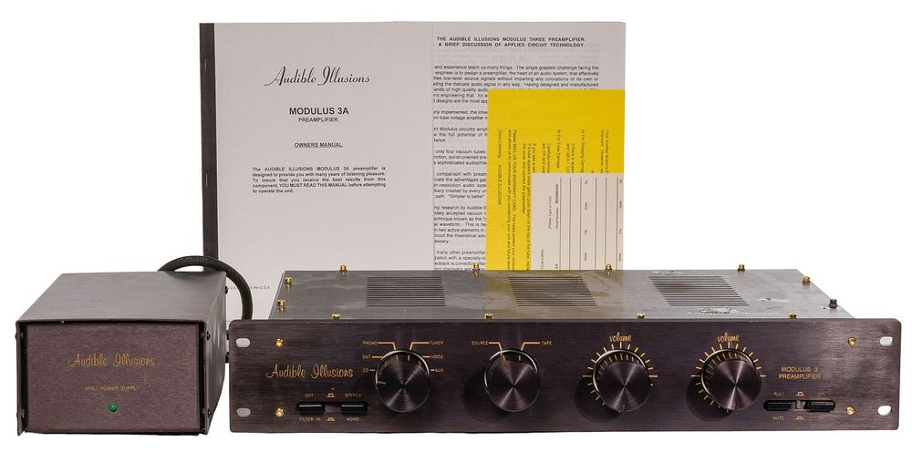 Lot 242: Audible Illusions 'Modulus 3' Preamplifier