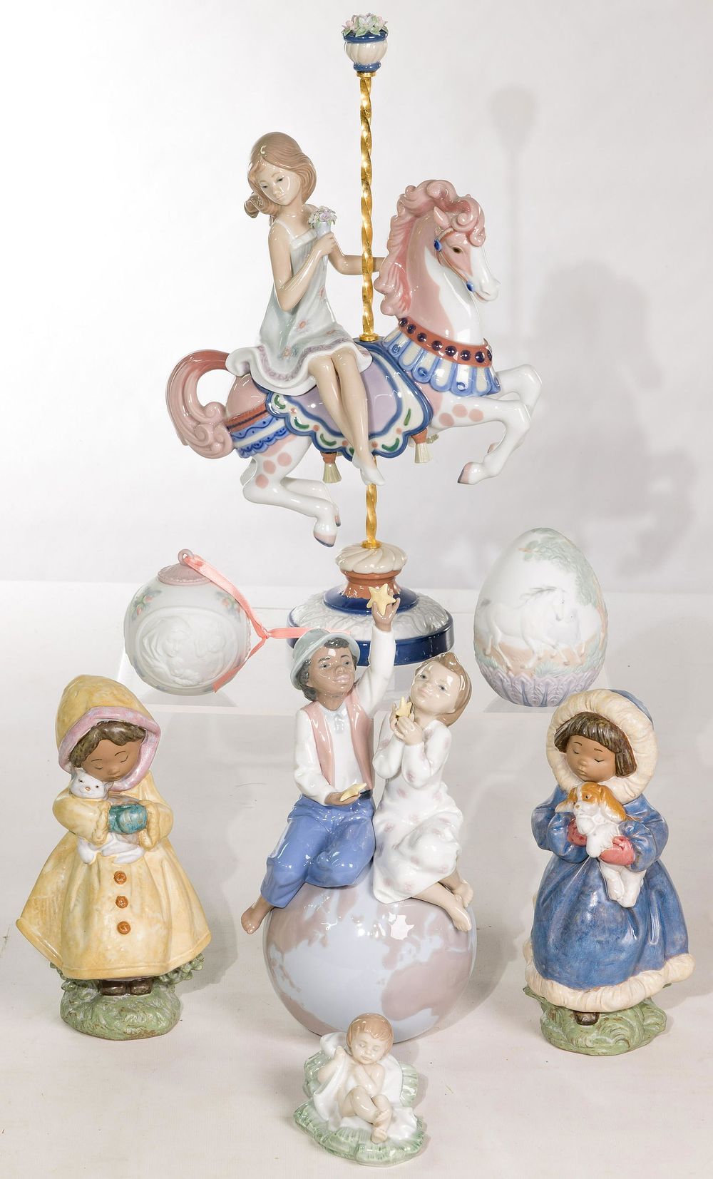 Lot 268: Lladro Figurine and Bell Assortment