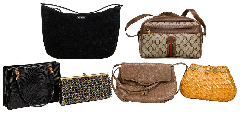 Lot 339: Handbag and Purse Assortment