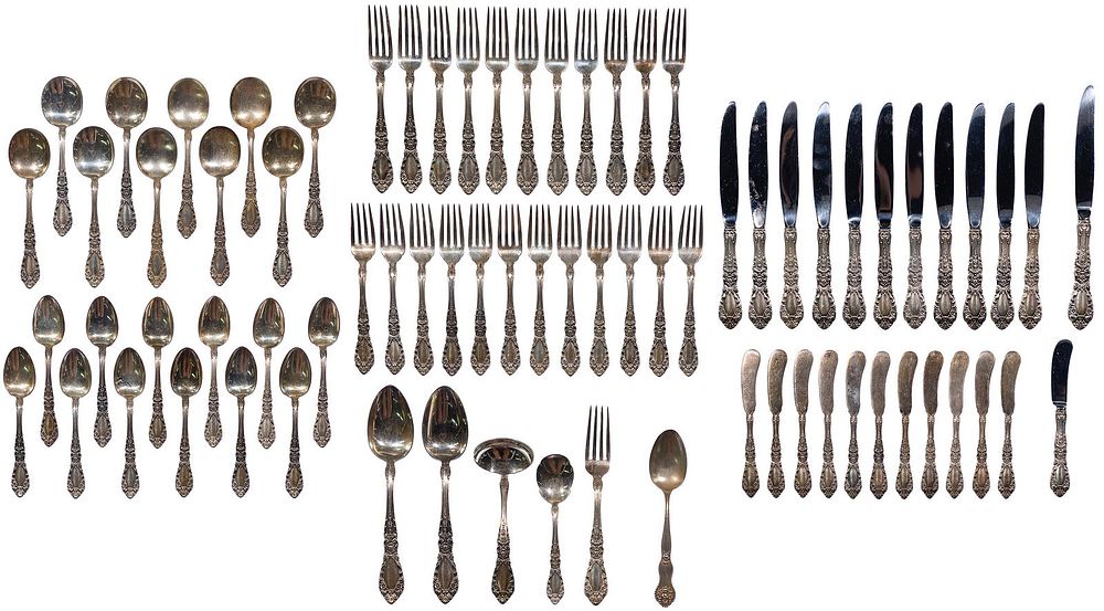 Lot 261: Alvin 'Prince Eugene' Sterling Silver Flatware