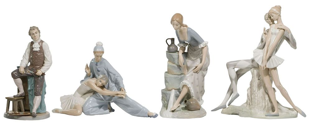Lot 324: Lladro Figurine Assortment