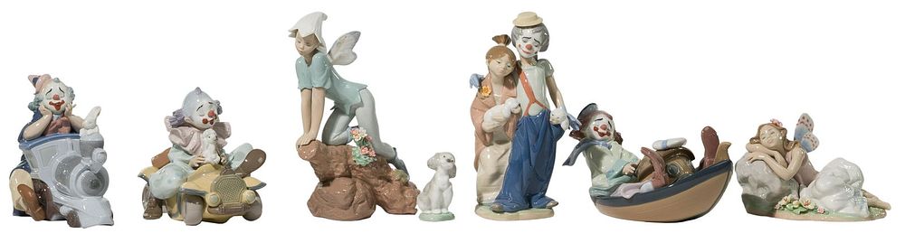 Lot 329: Lladro Figurine Assortment