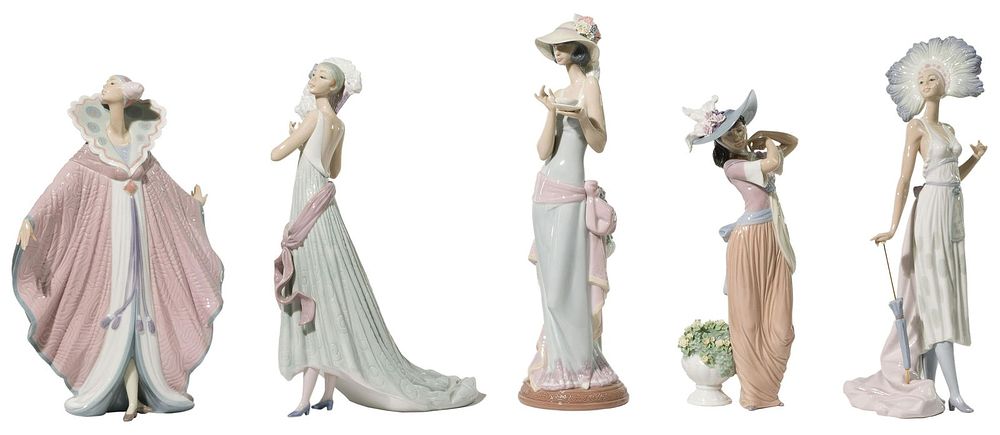 Lot 330: Lladro Figurine Assortment